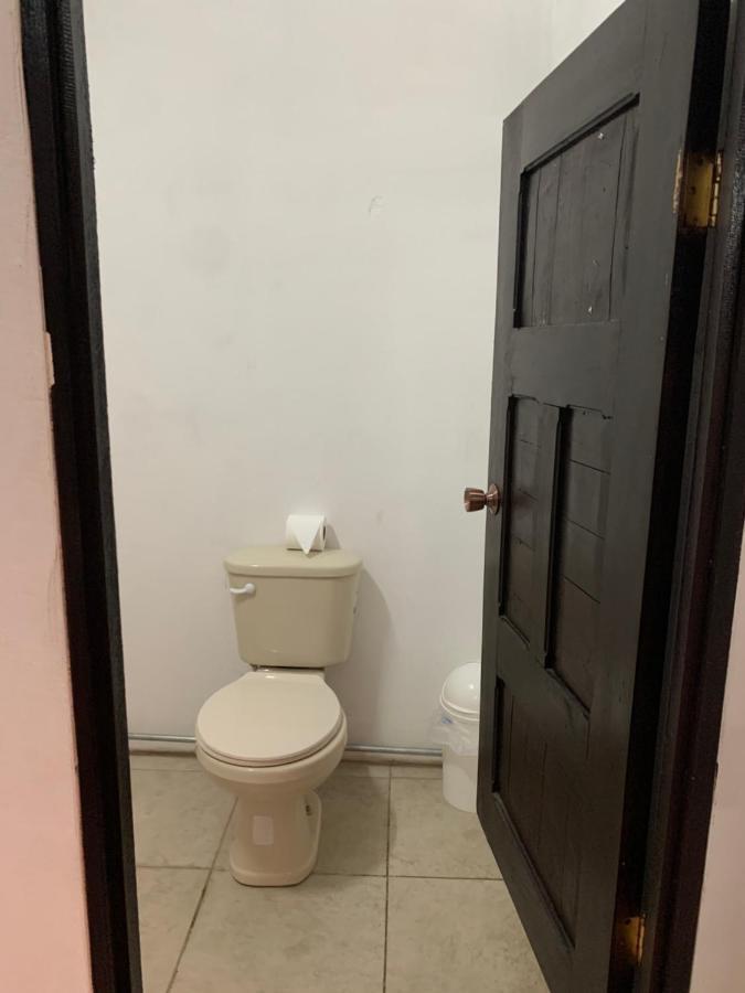 Hostal My Green House 利比里亚 外观 照片